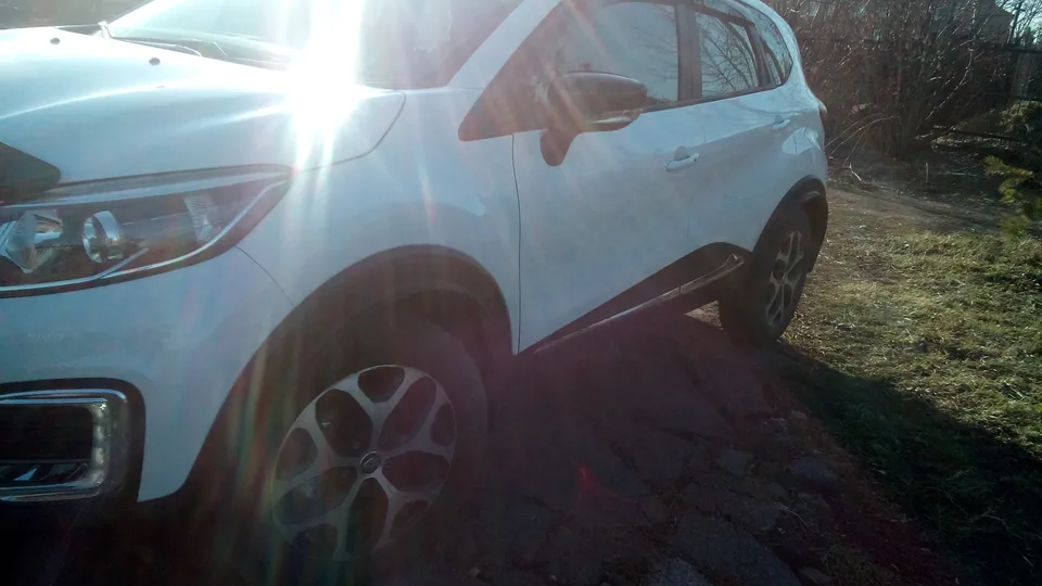 Renault Kaptur — Расширители арок 23 мм